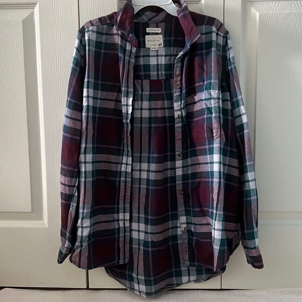 American Eagle Boyfriend Fit Flannel!!